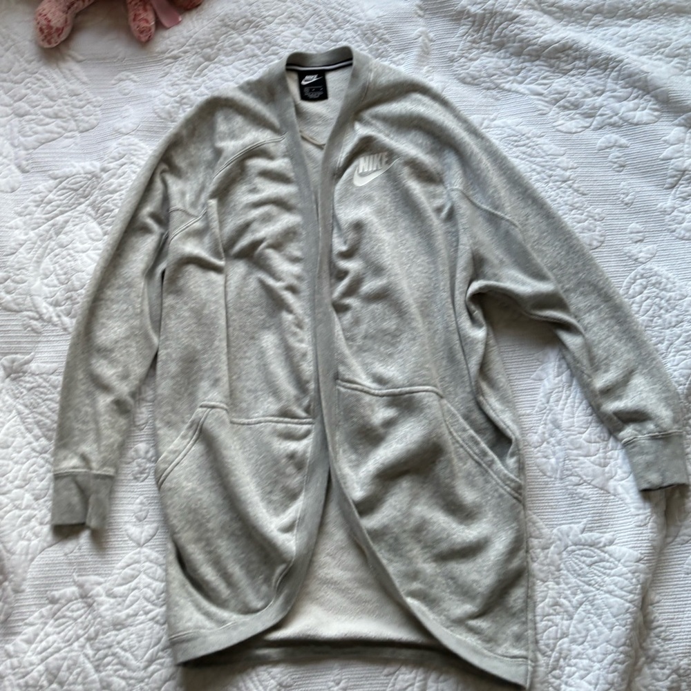 Grey Nike Cardigan (Medium)